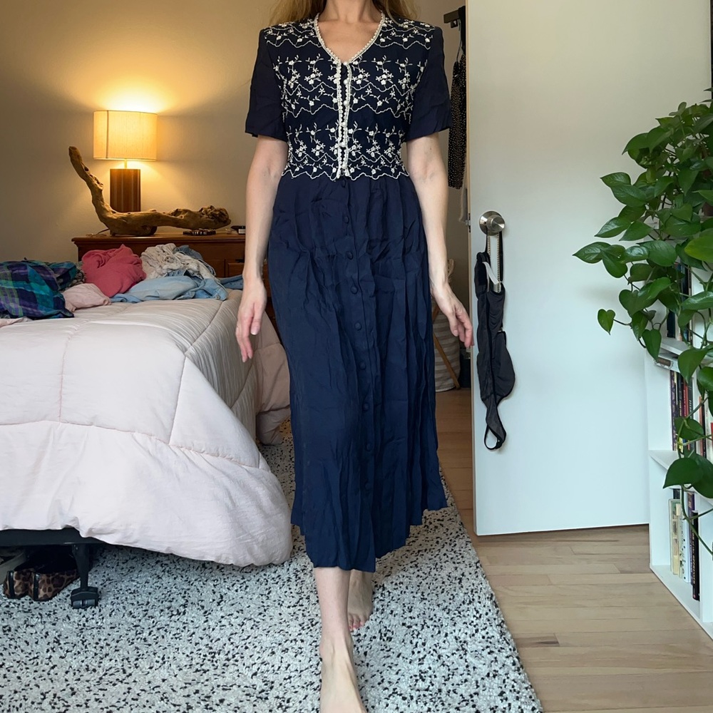 S.L. Fashions Navy and White Tie Bacn Midi Dress